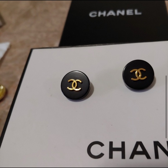 CHANEL Other - Authentic Chanel Buttons